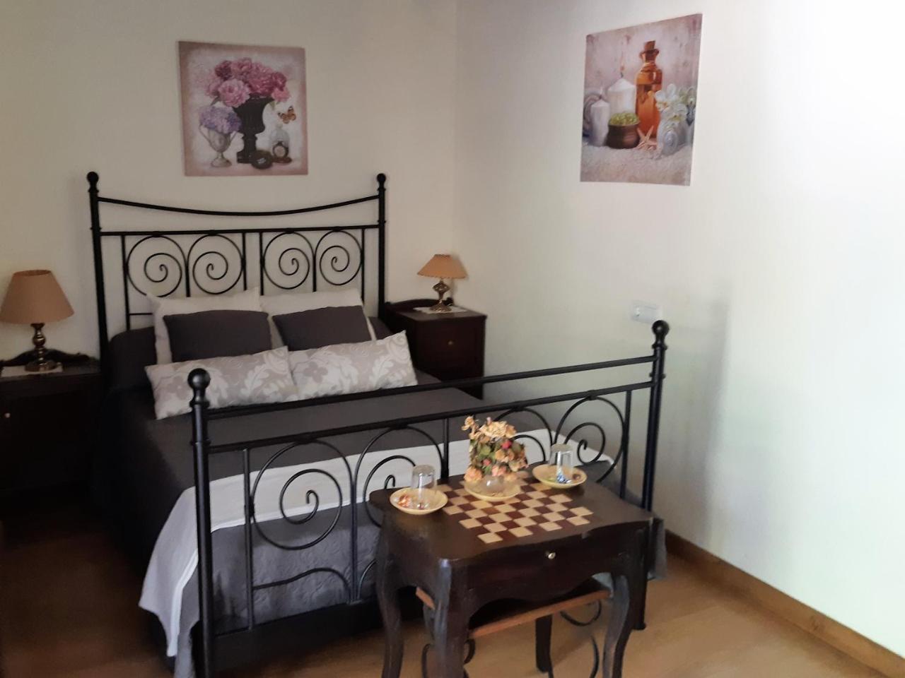 Hospedaje - Ferreria Quinta Quiroga ภายนอก รูปภาพ